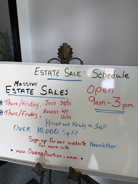 Estate sale merchandise photograph 1