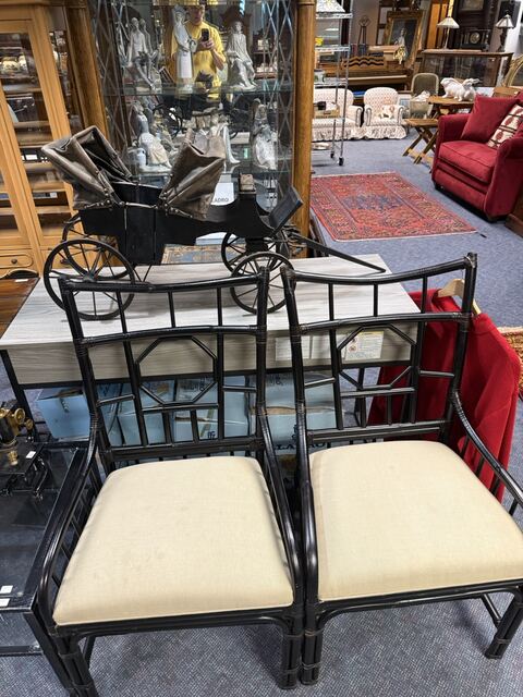 Estate sale merchandise photograph 57